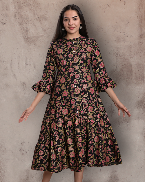 Raat Raani Dress With Flared Sleeves