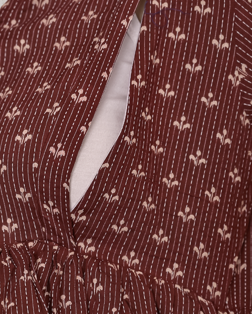 Cuchikoo by Laali Maroon Buti Katha Nursing Dress