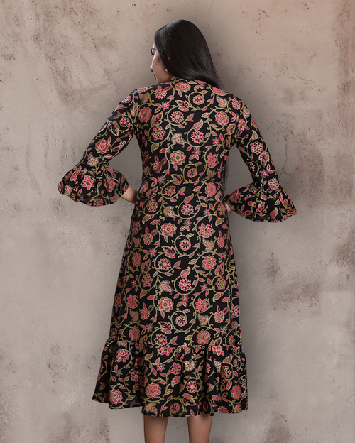 Raat Raani Dress With Flared Sleeves