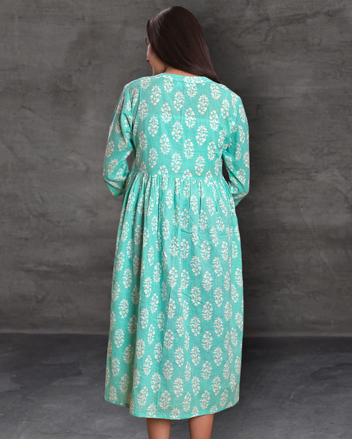 Pista Katha Nursing Dress