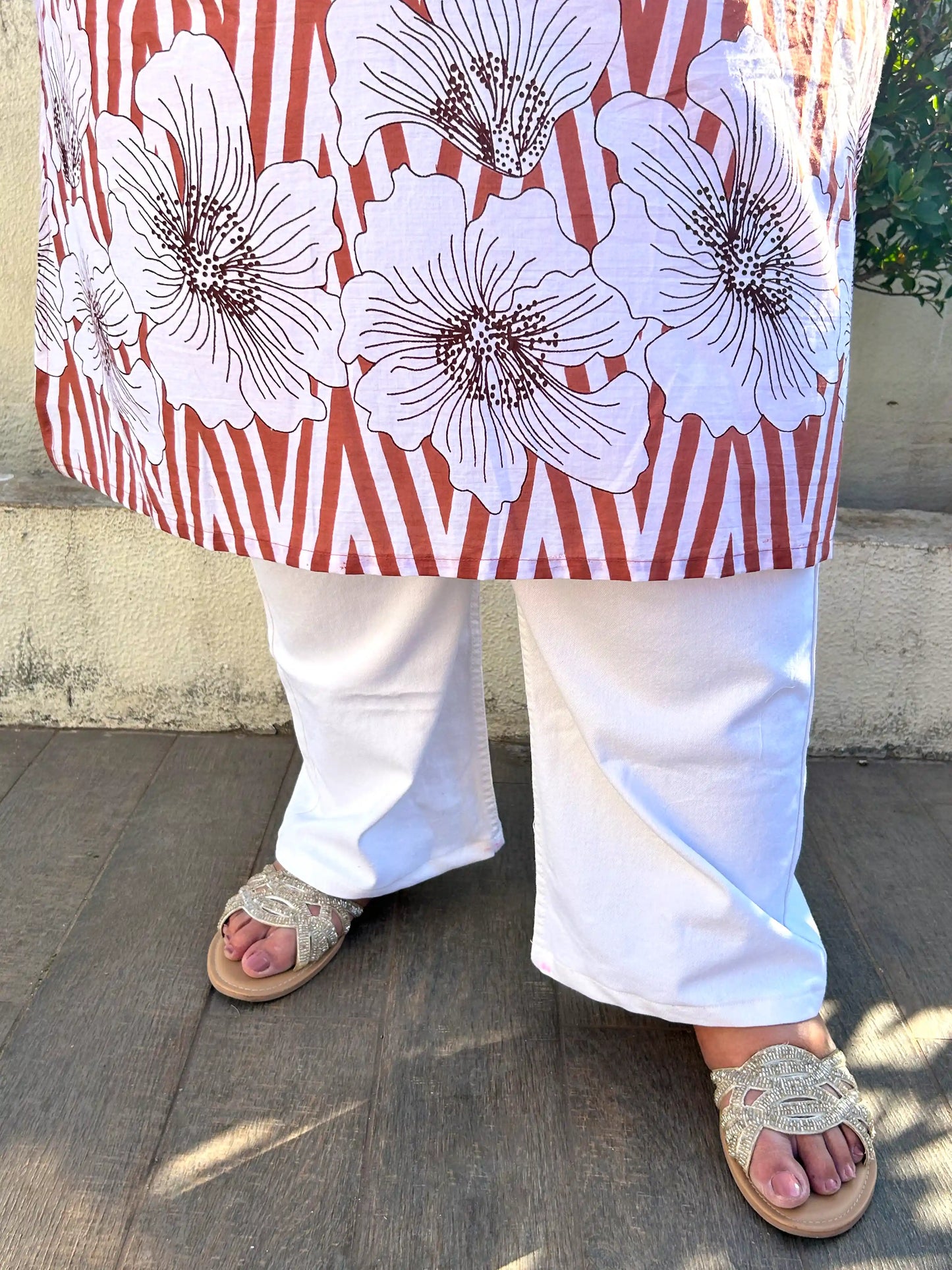 Saira Plus Size Floral Cotton Kurti