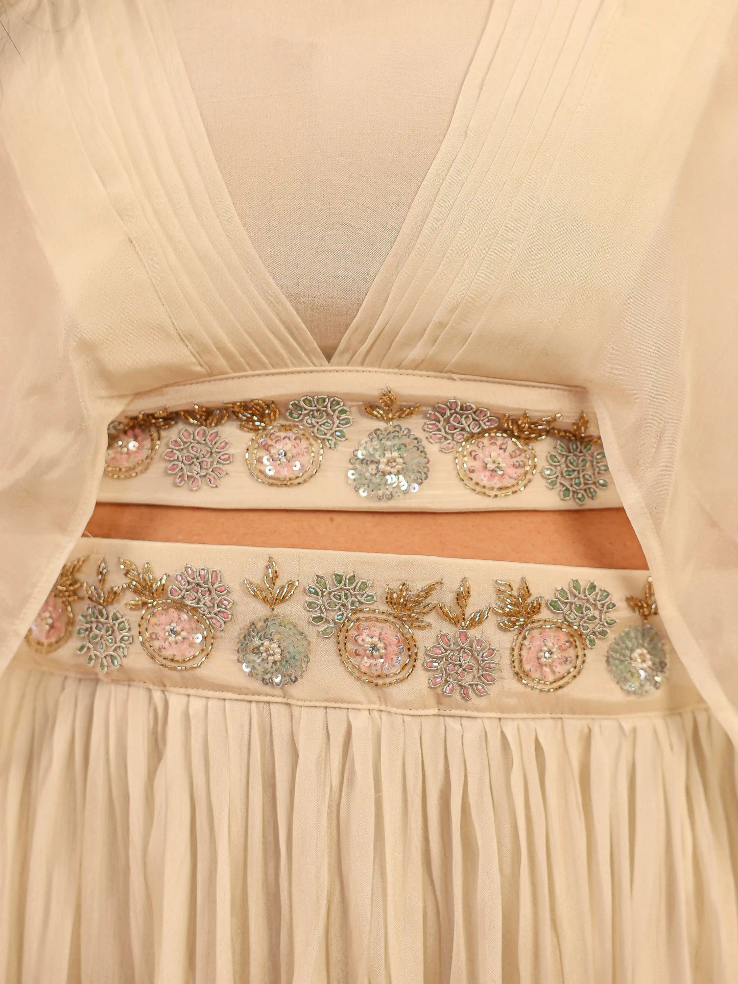 Shanaya Off-white Plus Size Skirt Set