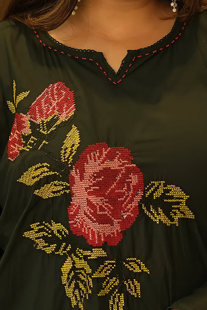 Green Rose Embroidered Plus Size Cotton Suit Set