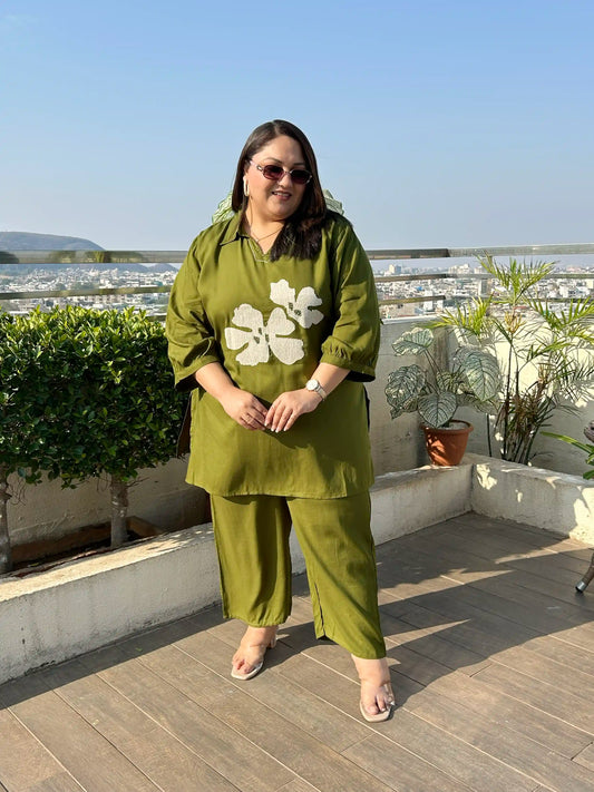 Olive Green Floral Spread Collar Plus Size Co-ord Set