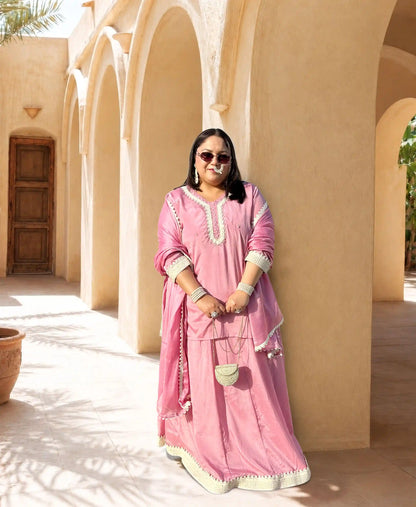 Sifat- Pink Lace Plus Size Skirt Set
